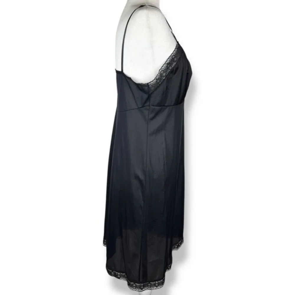 Vintage Vanity Fair Babydoll Satin Lace Slip‎ Dress Fits Size Medium Lingerie